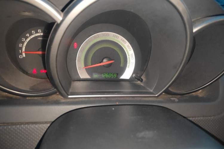 Used Chevrolet Lova 2010 1.4 MT Fengdu Version Odometer Close Up