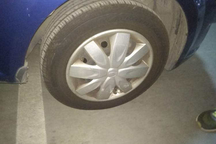 Used Chevrolet Lova 2010 1.4 MT Fengdu Version Right Front Wheel Hub