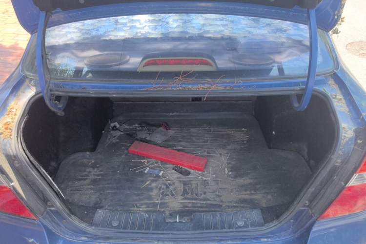 Used Chevrolet Lova 2010 1.4 AT Fashion Edition Trunk