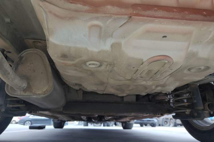 Used Chevrolet Lova 2010 1.6 AT Style Edition Chassis Rear