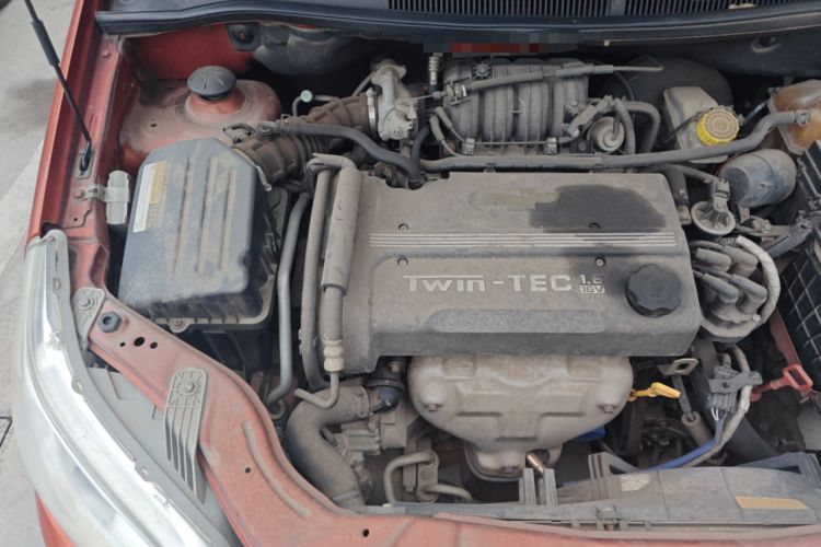 Used Chevrolet Lova 2010 1.6 AT Style Edition Engine Bay Right