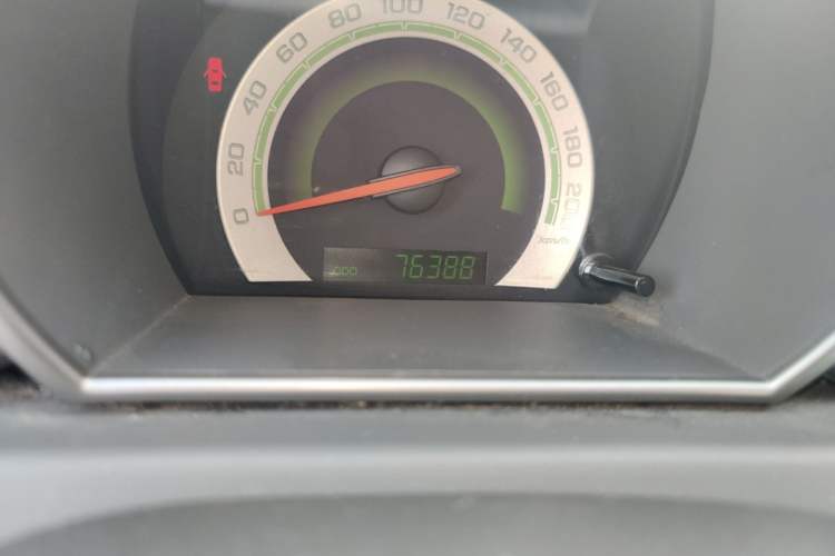 Used Chevrolet Lova 2010 1.4 MT Fengdu Version Odometer Close Up