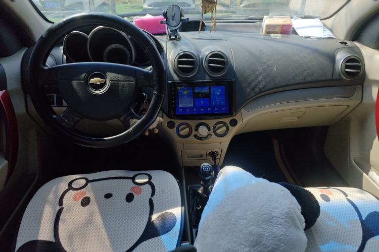 Used Chevrolet Lova 2010 1.4 MT Fengdu Version Center Console