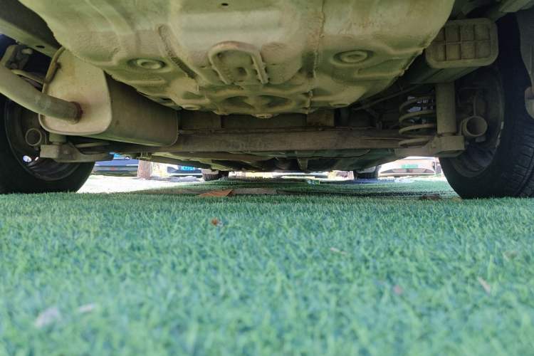 Used Chevrolet Lova 2010 1.4 MT Fengdu Version Chassis Rear