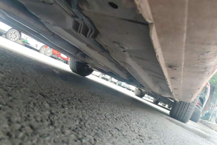 Used Chevrolet Lova 2010 1.4 AT Fashion Edition Chassis Rear Right