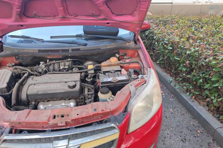 Used Chevrolet Lova 2010 1.4 MT Fengdu Version Engine Bay Left