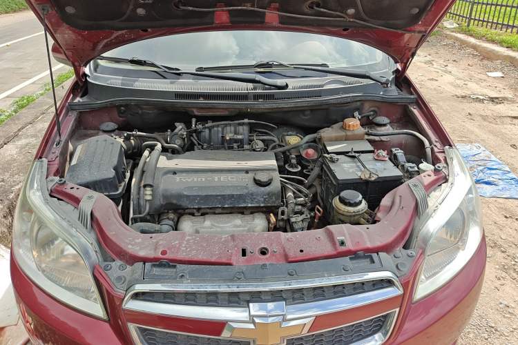 Used Chevrolet Lova 2010 1.4 AT Fashion Edition Engine Bay