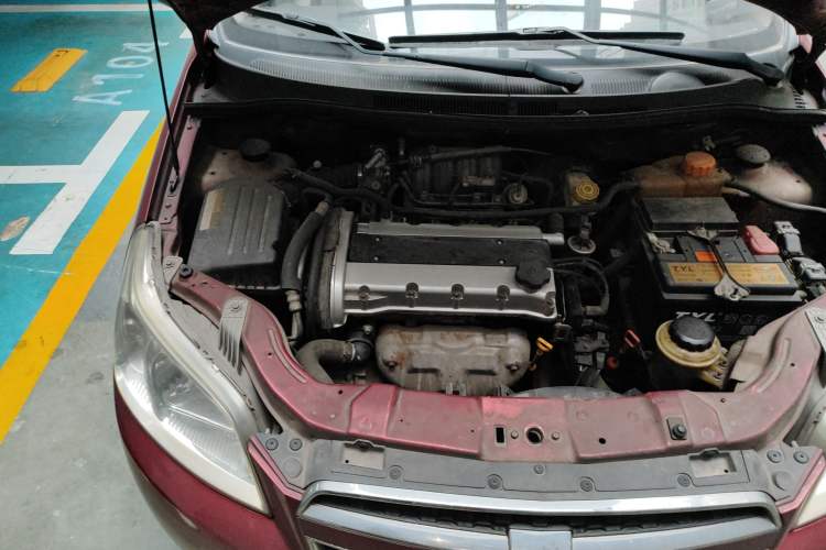 Used Chevrolet Lova 2010 1.4 AT Fashion Edition Engine Bay Right