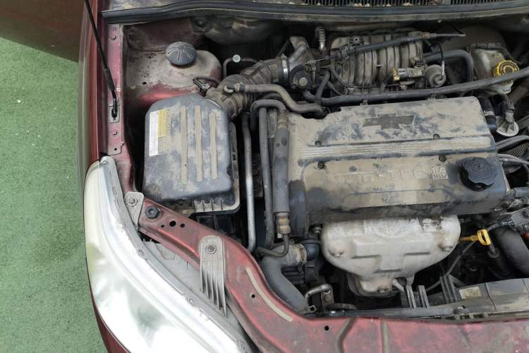 Used Chevrolet Lova 2010 1.4 AT Fashion Edition Engine Bay Right