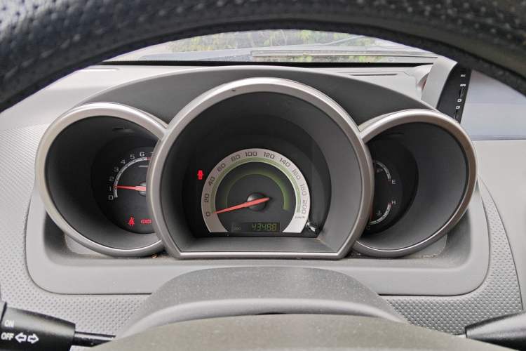 Used Chevrolet Lova 2010 1.4 MT Fengdu Version Instrument Cluster