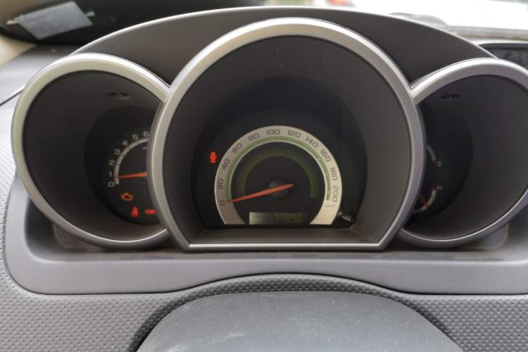 Used Chevrolet Lova 2010 1.4 AT Fashion Edition Instrument Cluster