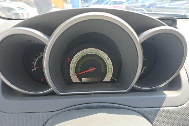 Used Chevrolet Lova 2010 1.6MT Dynamic Edition Instrument Cluster