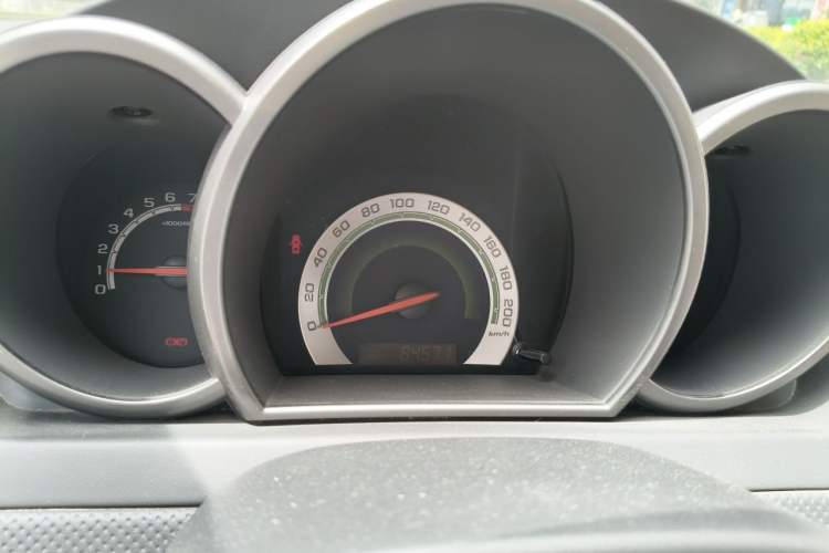 Used Chevrolet Lova 2010 1.4 AT Fashion Edition Instrument Cluster