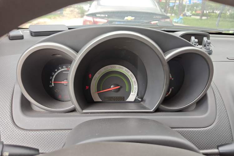 Used Chevrolet Lova 2010 1.4 AT Fashion Edition Instrument Cluster