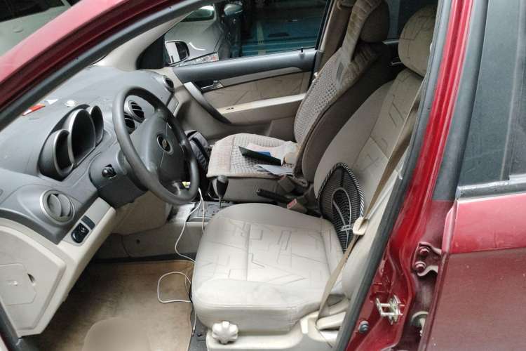 Used Chevrolet Lova 2010 1.4 AT Fashion Edition Left Front Seat