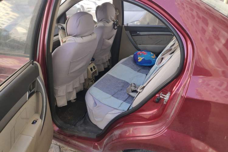 Used Chevrolet Lova 2010 1.4 AT Fashion Edition Left Rear Seat