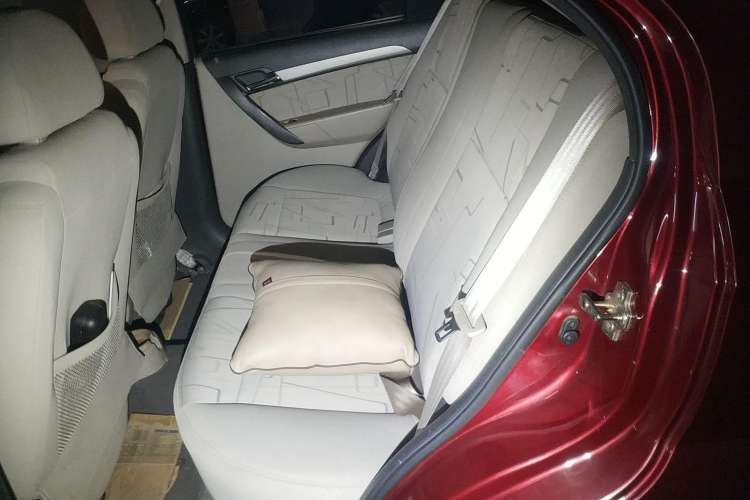 Used Chevrolet Lova 2010 1.6 AT Style Edition Left Rear Seat