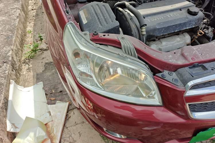 Used Chevrolet Lova 2010 1.4 AT Fashion Edition Right Front Headlight