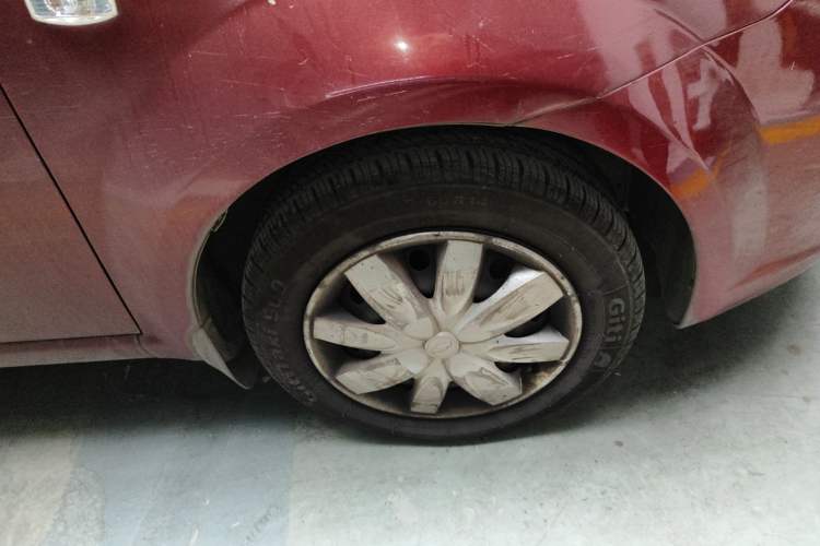 Used Chevrolet Lova 2010 1.4 AT Fashion Edition Right Front Wheel Hub
