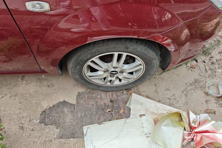 Used Chevrolet Lova 2010 1.4 AT Fashion Edition Right Front Wheel Hub