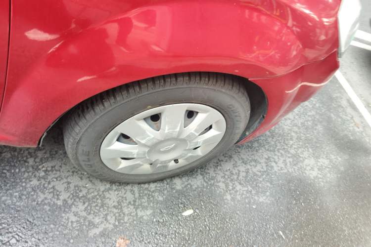 Used Chevrolet Lova 2010 1.4 AT Fashion Edition Right Front Wheel Hub