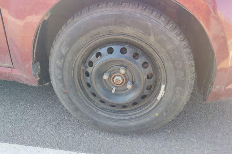 Used Chevrolet Lova 2010 1.4 MT Fengdu Version Right Front Wheel Hub