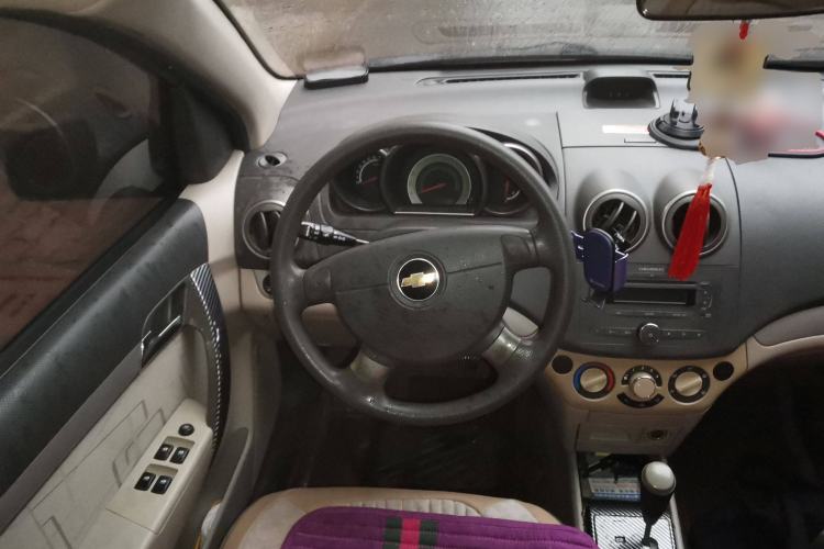 Used Chevrolet Lova 2010 1.4 AT Fashion Edition Steering Wheel