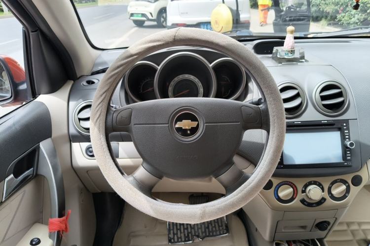 Used Chevrolet Lova 2010 1.4 AT Fashion Edition Steering Wheel