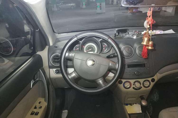Used Chevrolet Lova 2010 1.6 AT Style Edition Steering Wheel