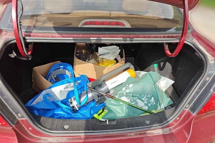 Used Chevrolet Lova 2010 1.4 AT Fashion Edition Trunk