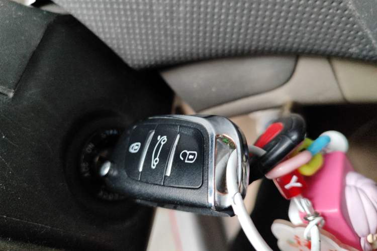 Used Chevrolet Lova 2010 1.4 AT Fashion Edition Vehicle Key