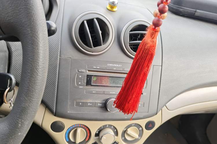 Used Chevrolet Lova 2010 1.4 MT Fengdu Version Audio And AC Panel