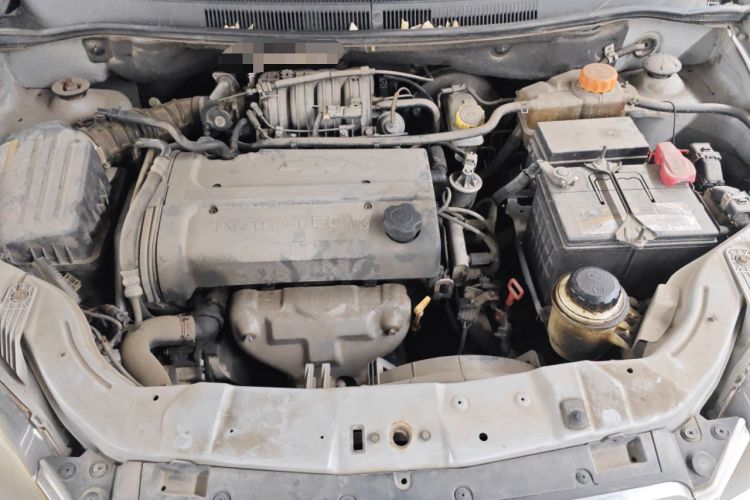 Used Chevrolet Lova 2010 1.4 AT Fashion Edition Engine Bay