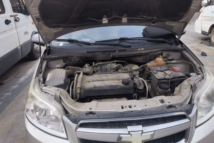 Used Chevrolet Lova 2010 1.6MT Dynamic Edition Engine Bay Right