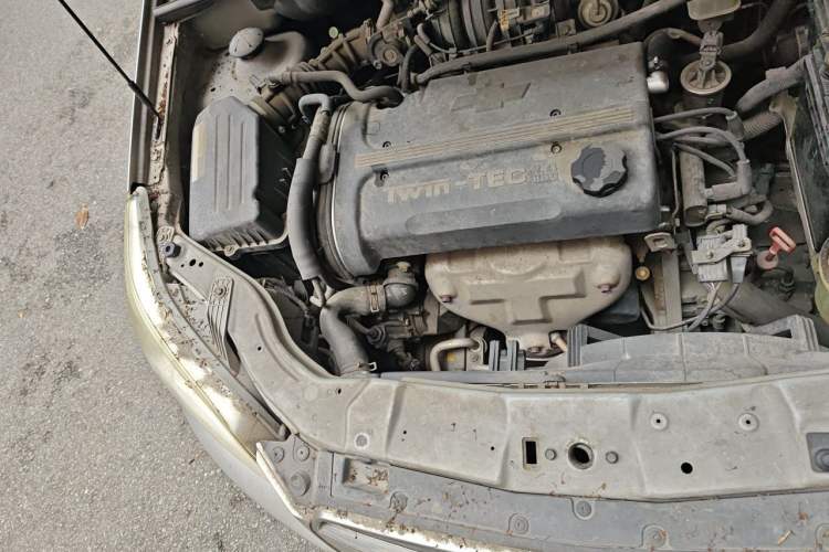 Used Chevrolet Lova 2010 1.4 AT Fashion Edition Engine Bay Right