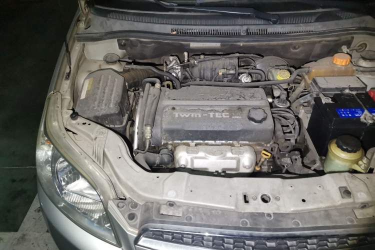 Used Chevrolet Lova 2010 1.4 MT Fengdu Version Engine Bay Right