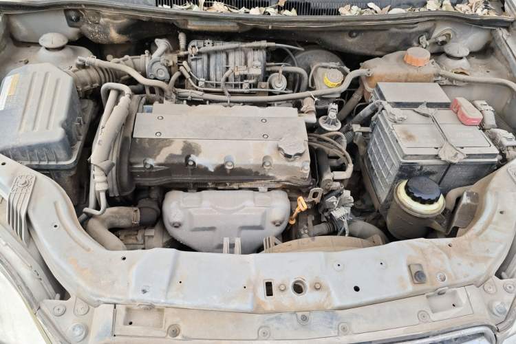 Used Chevrolet Lova 2010 1.4 MT Fengdu Version Engine Bay