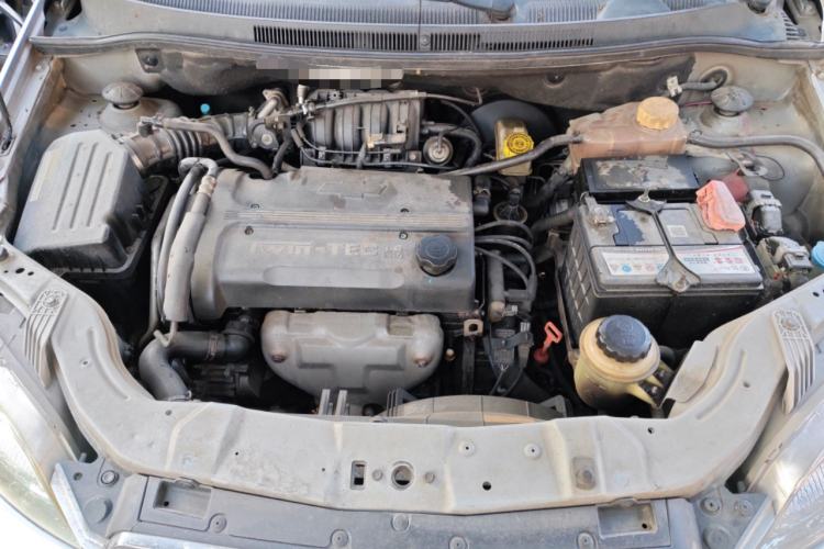 Used Chevrolet Lova 2010 1.4 AT Fashion Edition Engine Bay