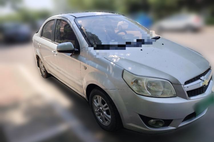 Used Chevrolet Lova 2010 1.6MT Dynamic Edition Front Right 45 Deg