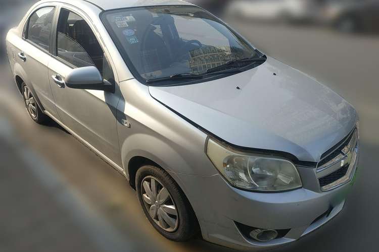 Used Chevrolet Lova 2010 1.4 AT Fashion Edition Front Right 45 Deg