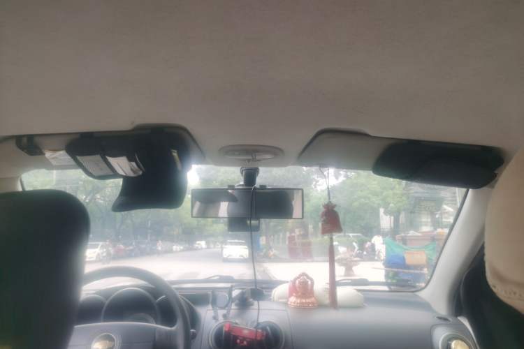 Used Chevrolet Lova 2010 1.4 AT Fashion Edition Headliner