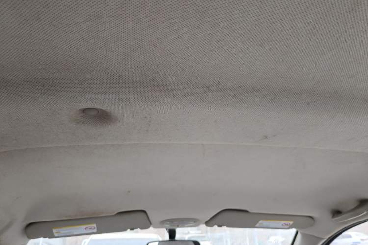 Used Chevrolet Lova 2010 1.4 MT Fengdu Version Headliner