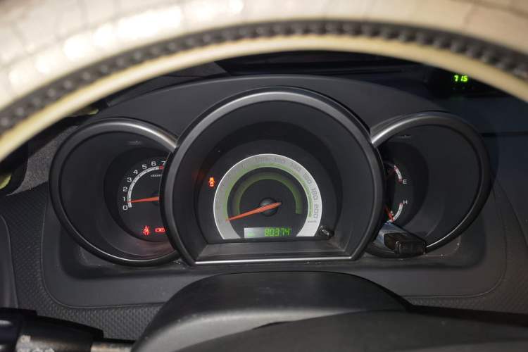 Used Chevrolet Lova 2010 1.6MT Dynamic Edition Instrument Cluster