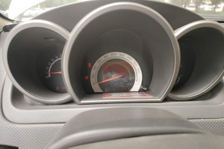 Used Chevrolet Lova 2010 1.6MT Dynamic Edition Instrument Cluster