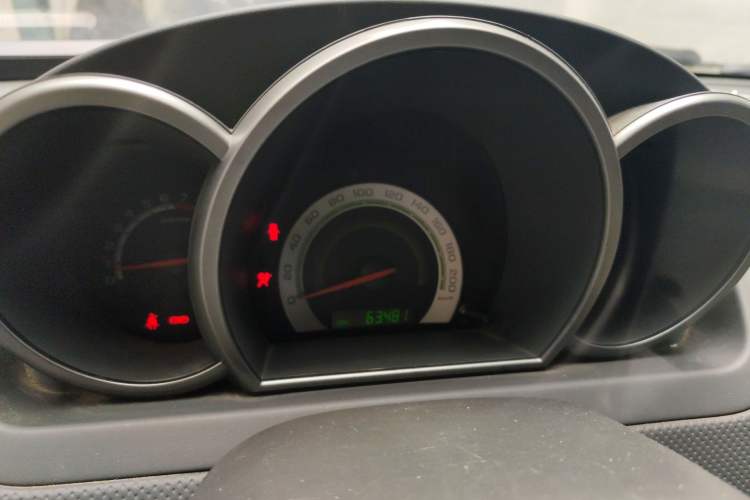 Used Chevrolet Lova 2010 1.4 MT Fengdu Version Instrument Cluster