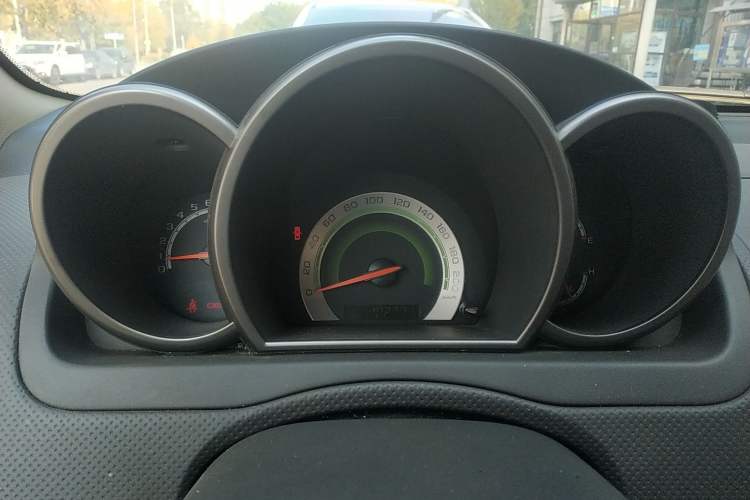 Used Chevrolet Lova 2010 1.4 AT Fashion Edition Instrument Cluster