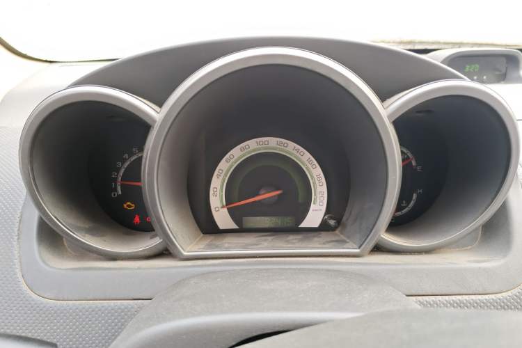 Used Chevrolet Lova 2010 1.4 MT Fengdu Version Instrument Cluster