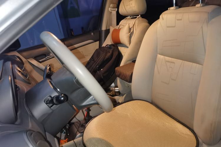 Used Chevrolet Lova 2010 1.6MT Dynamic Edition Left Front Seat