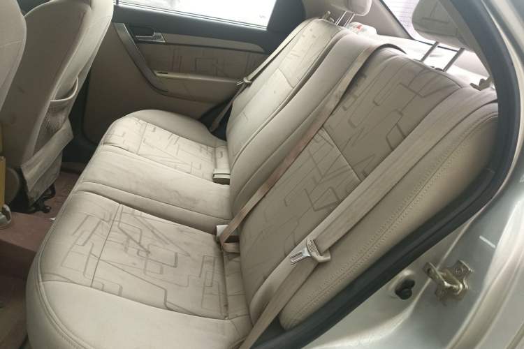 Used Chevrolet Lova 2010 1.4 MT Fengdu Version Left Rear Seat