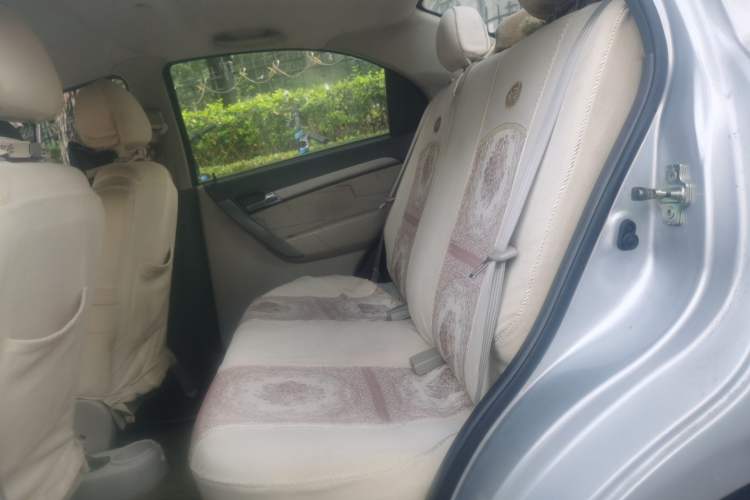 Used Chevrolet Lova 2010 1.4 AT Fashion Edition Left Rear Seat